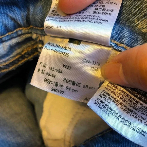 Levi’s Jeans Shorts Women Size W27 - Picture 5 of 5